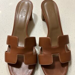 Hermes Oasis Sandals